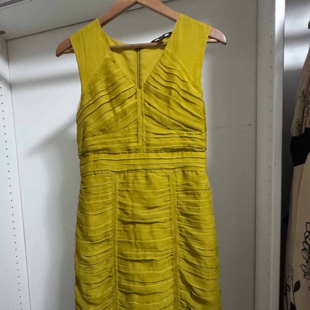 Banana Republic Elegant chartreuse Sleeveless Dress